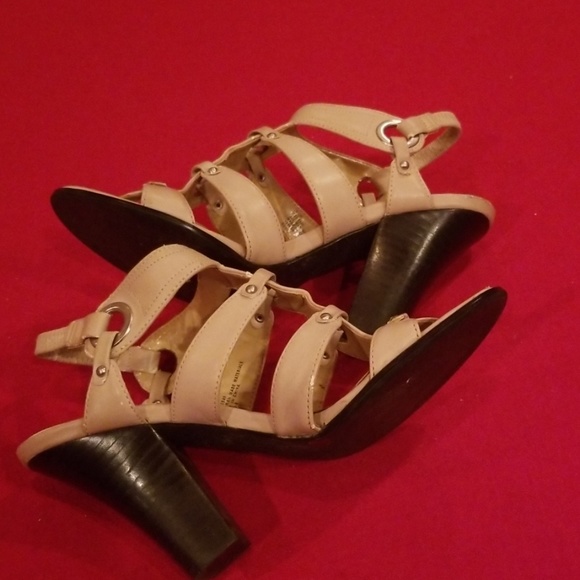 N by Nicile Miller strappy heels - Picture 2 of 4